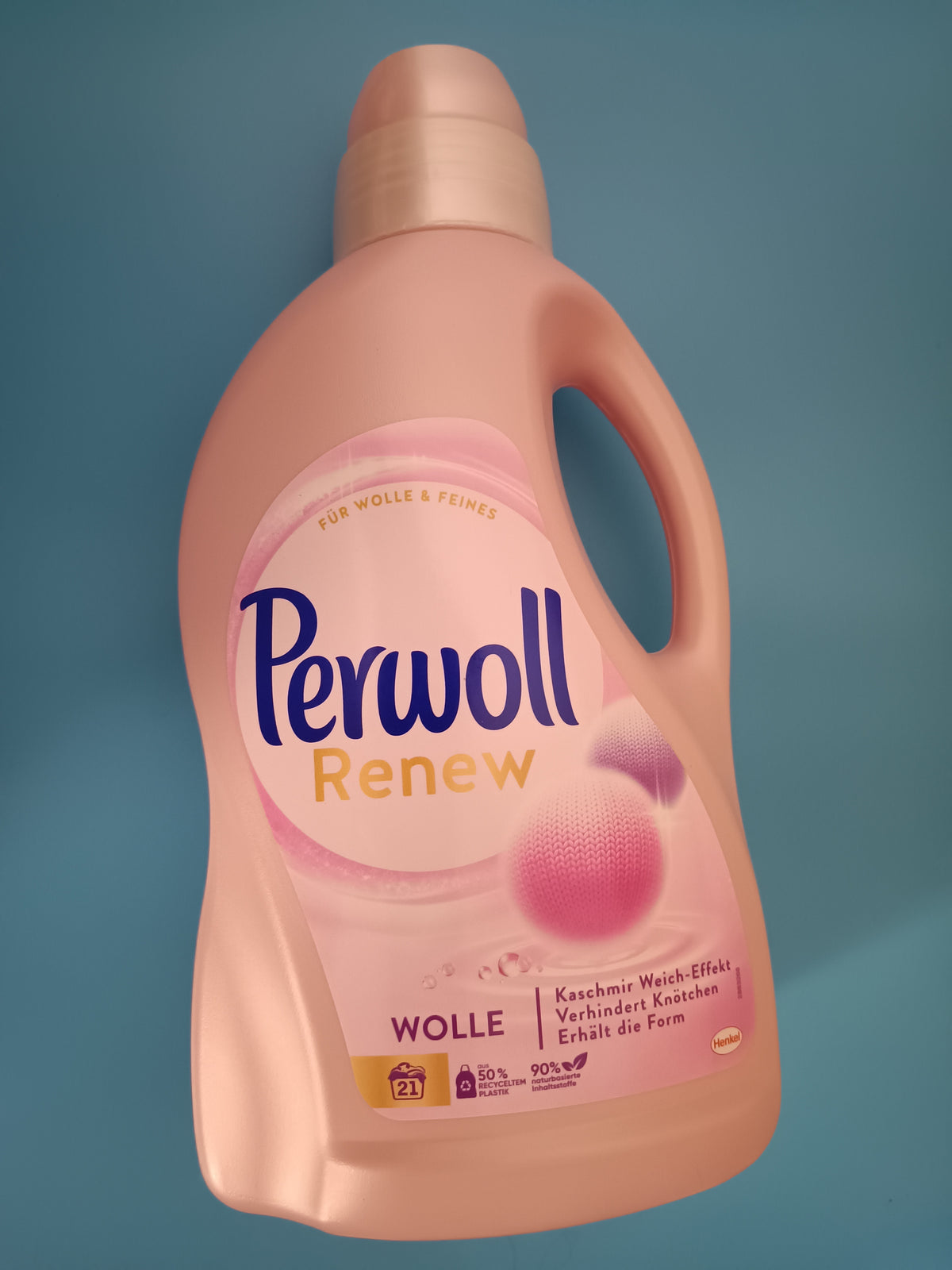 Perwoll Renew Wool & Delicates Laundry Detergent, 1.47 L — front