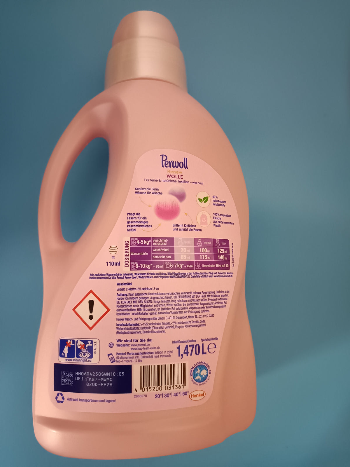 Perwoll Renew Wool & Delicates Laundry Detergent, 1.47 L — back