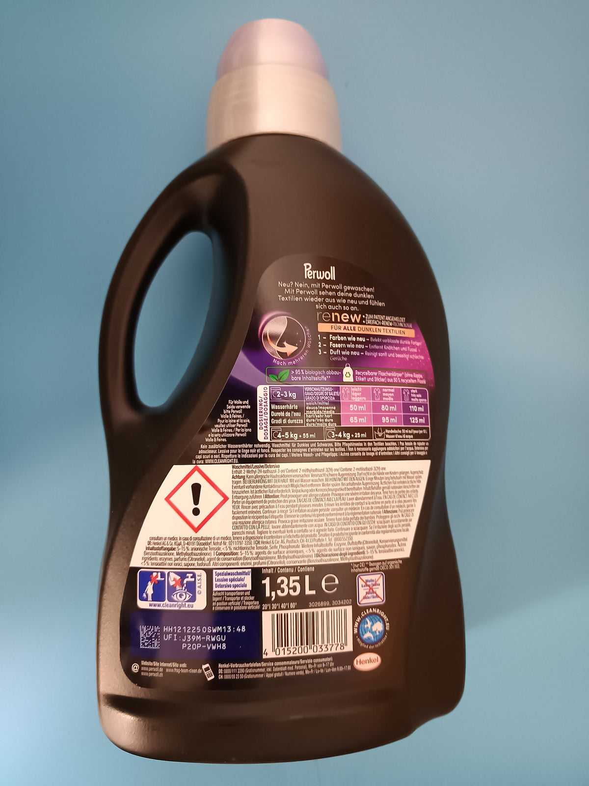 Perwoll Renew Black Laundry Detergent, 1.35 L (27 washes) — back