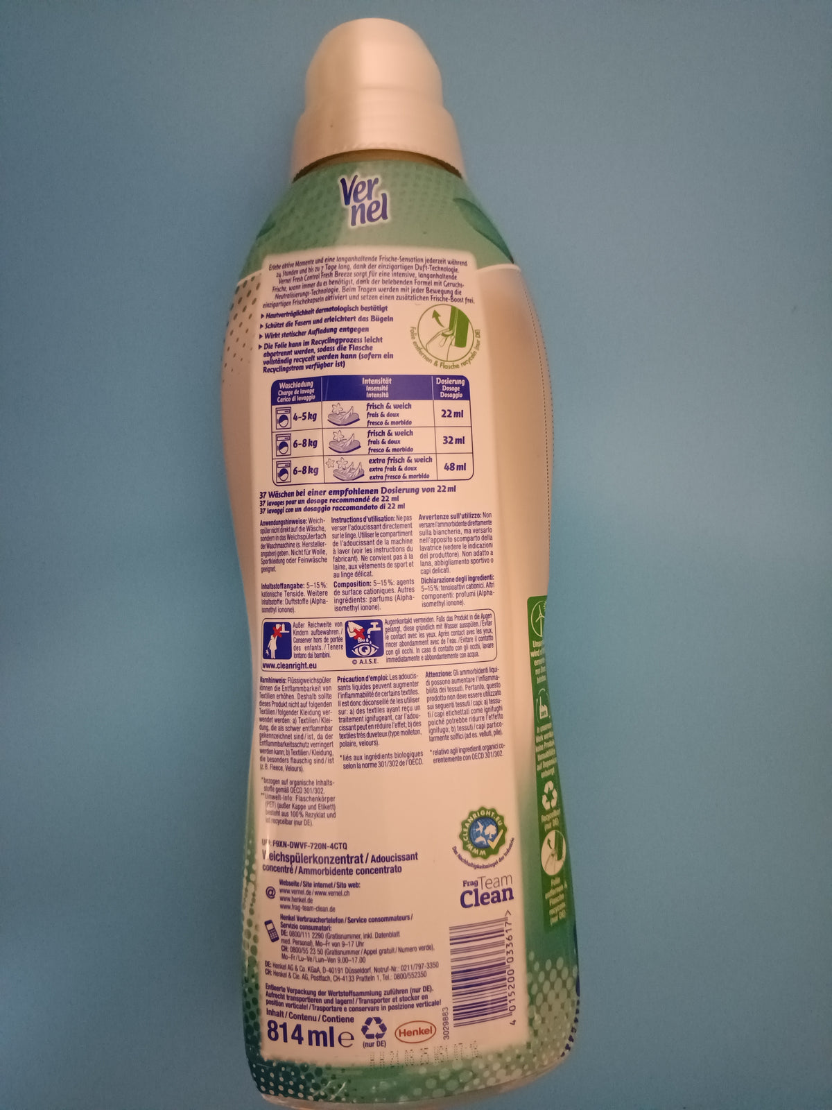 Vernel Fresh Control Fresh Breeze Fabric Softener, 814 ml (37 washes) — back