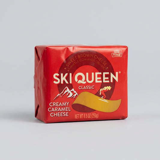Ski Queen Classic Creamy Caramel Cheese, 8.8 oz (250g)