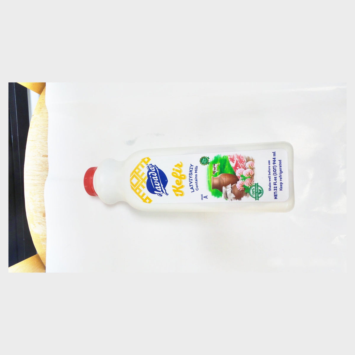 Lavada Latviyskiy Kefir, 32 fl oz (944ml)