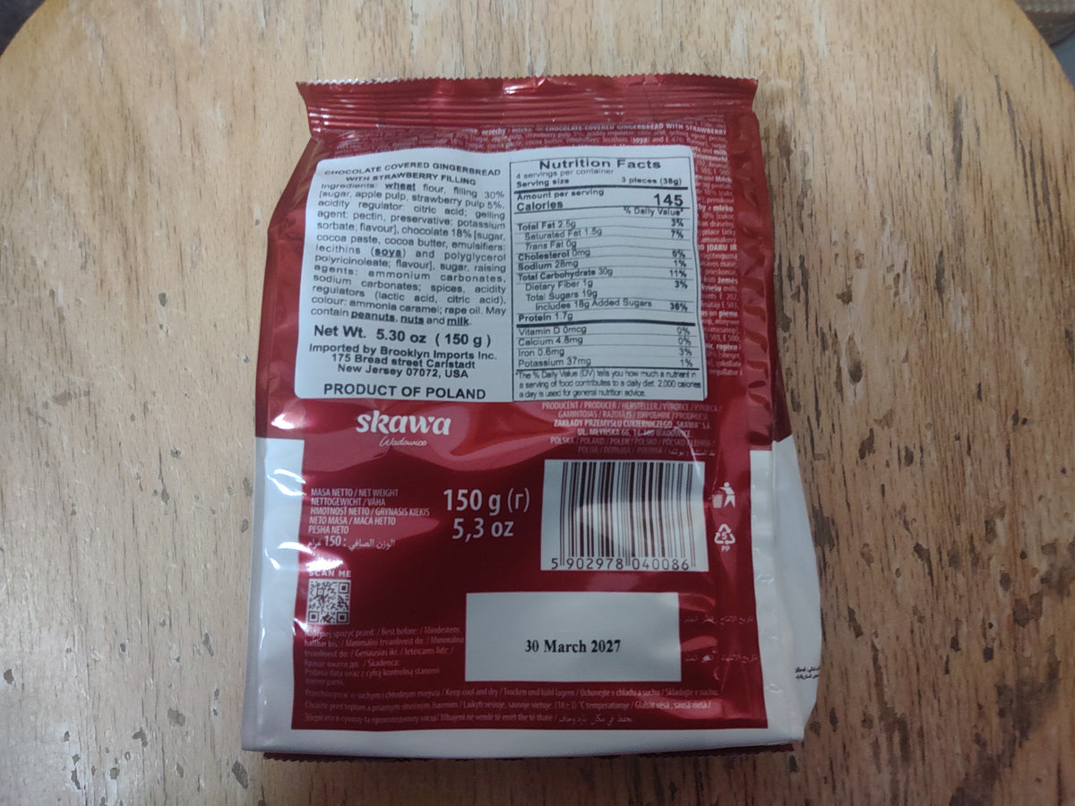Skawa Baśniowe Pierniczki Chocolate-Covered Gingerbread with Strawberry Filling, 5.3 oz (150g)